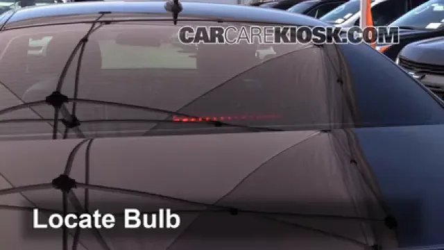 2007 Mercedes-Benz CLS63 AMG 6.3L V8 Luces Luz de freno central (reemplazar foco)